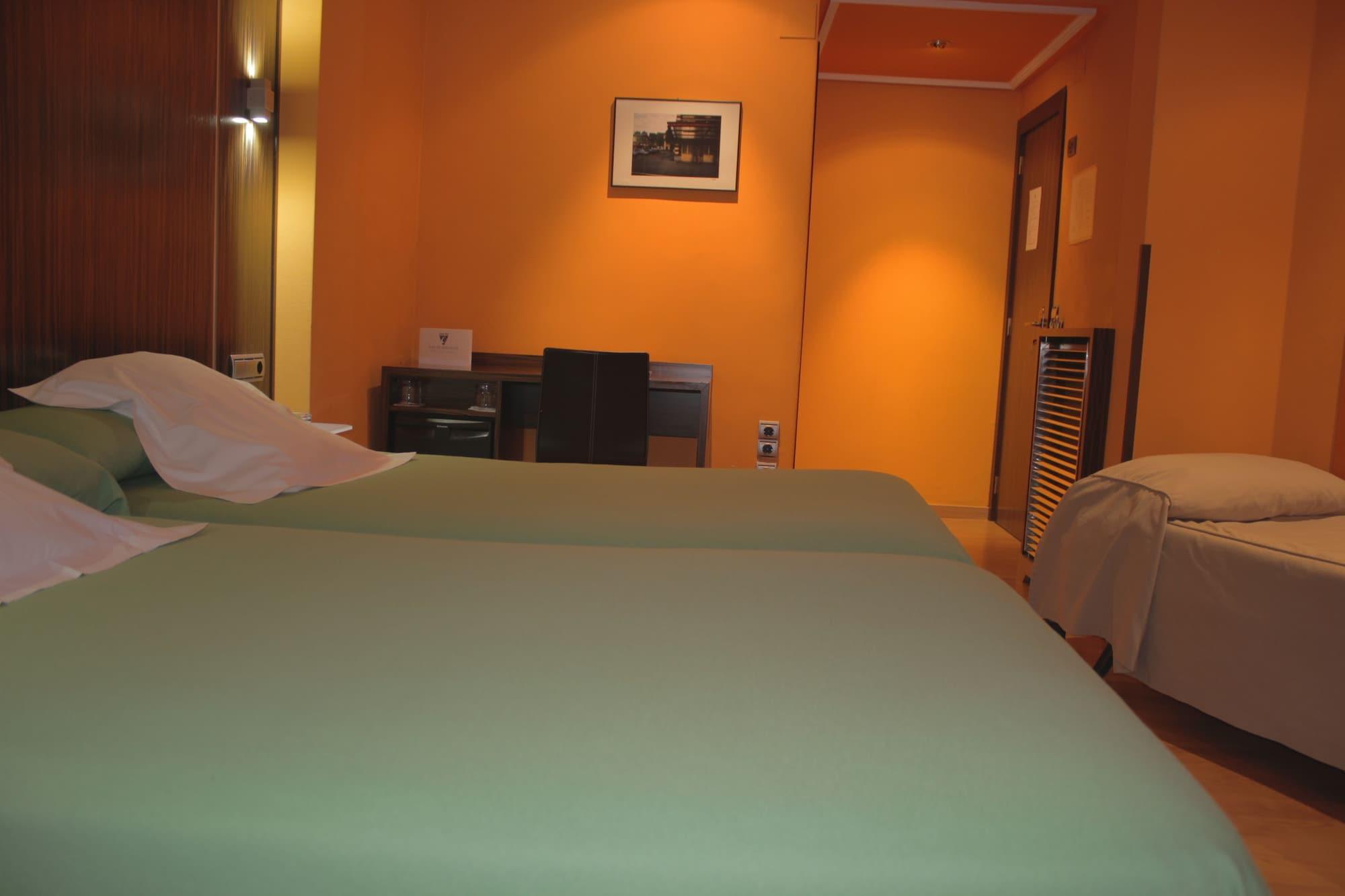 Hotel Gran Via ซาราโกซา ภายนอก รูปภาพ
