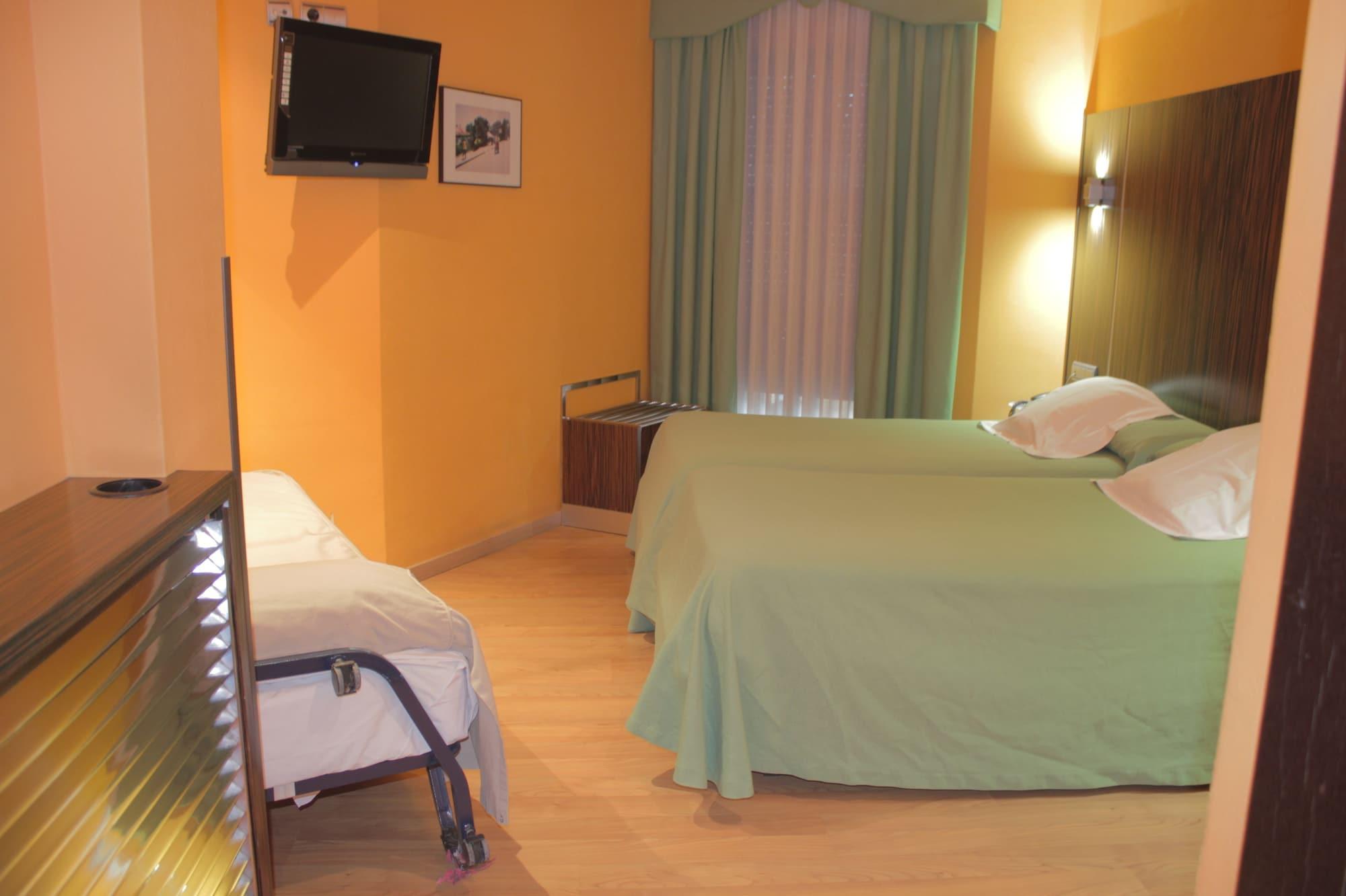 Hotel Gran Via ซาราโกซา ภายนอก รูปภาพ