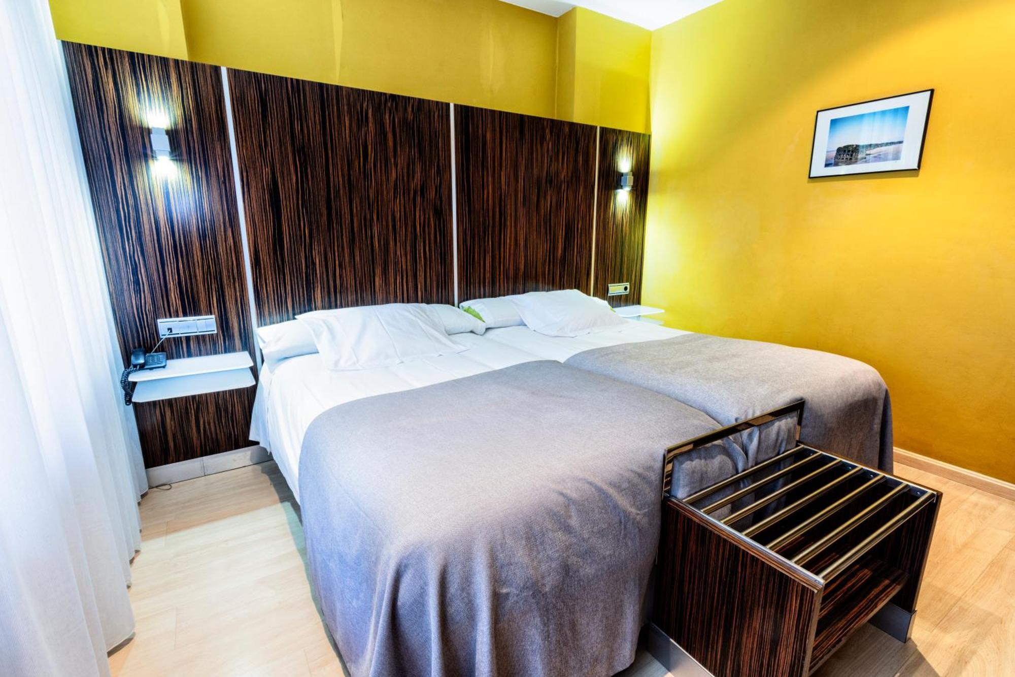 Hotel Gran Via ซาราโกซา ภายนอก รูปภาพ